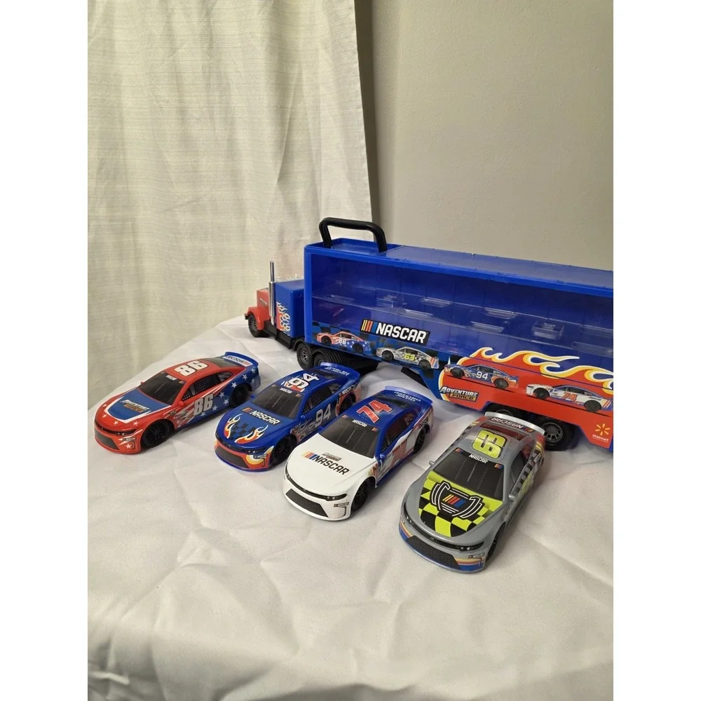 NASCAR Race Car Carrier‎ Hauler Semi Truck 24'' w/ 4 Race Cars